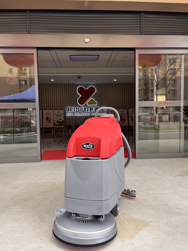 如何處理洗地機(jī)刷盤(pán)不轉(zhuǎn)的問(wèn)題 如何處理洗地機(jī)刷盤(pán)不轉(zhuǎn)的問(wèn)題